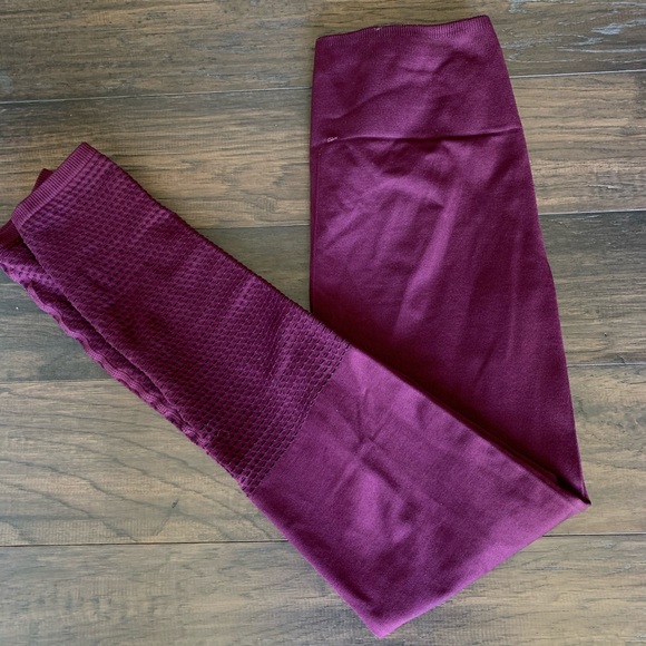 Fabletics high rise medium leggings - Picture 5 of 5